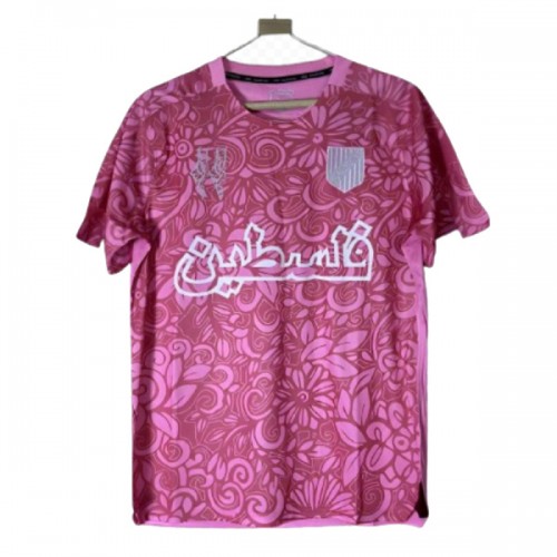 FC Palestina X Farrah Azam Fodboldtrøje 2025-26 Pink FC Palestina X Farrah Azam Fodboldtrøje 2025-26 Pink