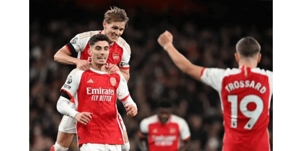 Arsenal slog Chelsea 5-0