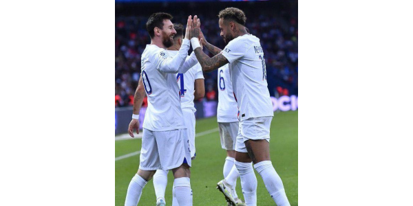 Paris Saint-Germain slog Troyes 4-3 i Ligue 1 Paris Saint-Germain slog Troyes 4-3 i Ligue 1