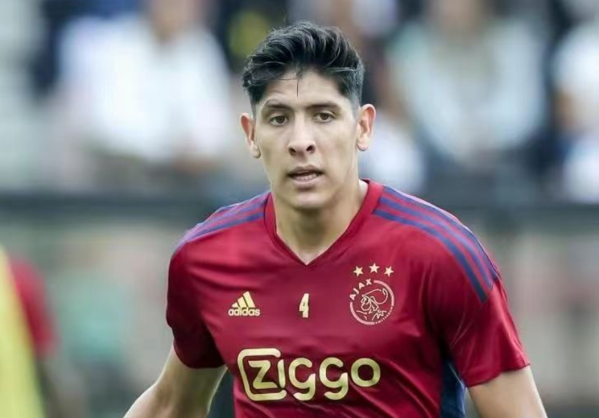 Alvarez kunne tage over på midtbanen, efter Bellingham forlader