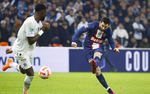 Marseille slog Paris Saint-Germain 2-1
