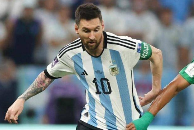 Messi holder Argentinas håb i live